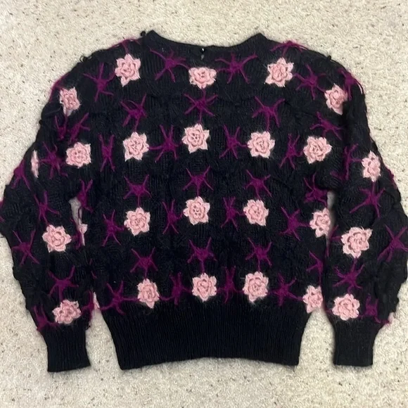 Vintage K-Factory by Rob Paynter Black Sweater with pink roses One Size - Picture 6 of 9